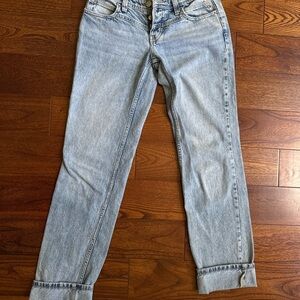 We The Free Shelby Low-Rise
Boyfriend Jeans